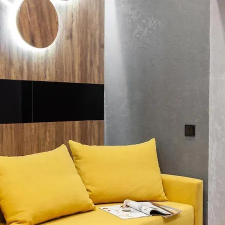 Dream On Drahomanova Street