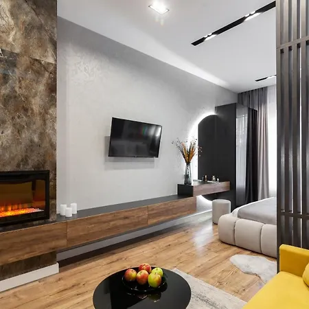 Dream On Drahomanova Street