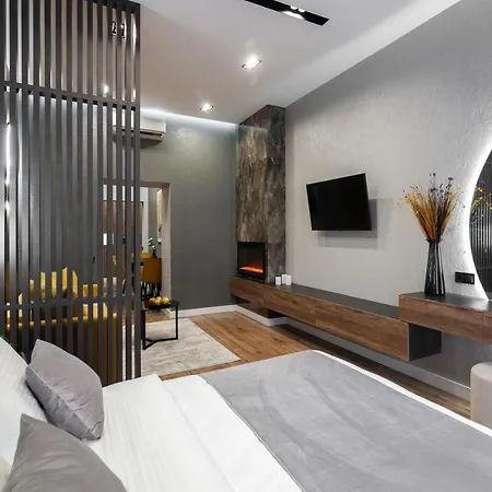 Dream On Drahomanova Street Apartamento