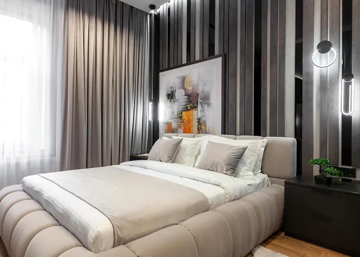 Dream On Drahomanova Street *