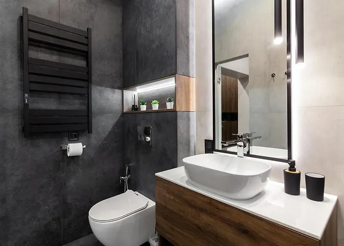 Dream On Drahomanova Street Апартаменты *