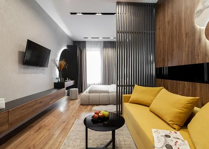 Dream On Drahomanova Street