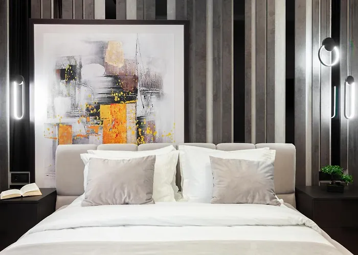 Dream On Drahomanova Street * Львов